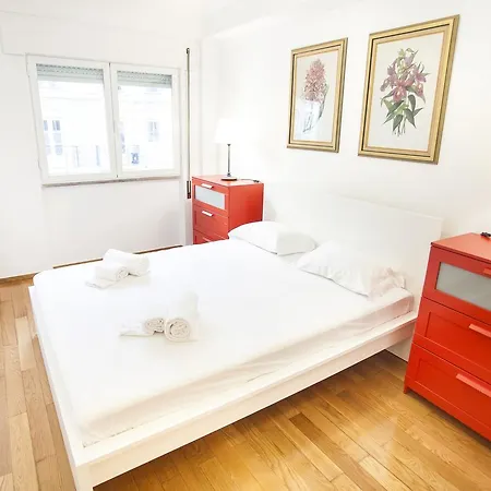 Lovelystay - Modern & Traditional In Sao Bento Διαμέρισμα
