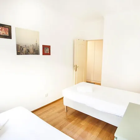 Lovelystay - Modern & Traditional In Sao Bento Διαμέρισμα